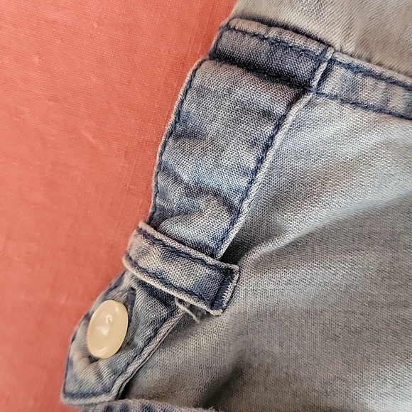 Michael Michael Kors Chambray Long Sleeve Shirt - Picture 7 of 12